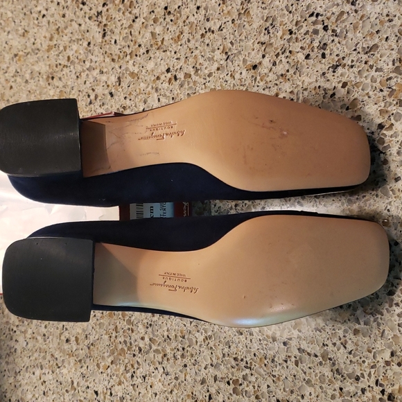 Salvatore Ferragamo Midnight Suede/ Leather Cap Toe Sonia Pump - Picture 11 of 12